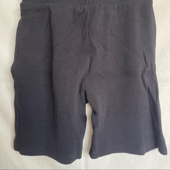 Black Waffle Knit Shorts - Picture 13 of 17